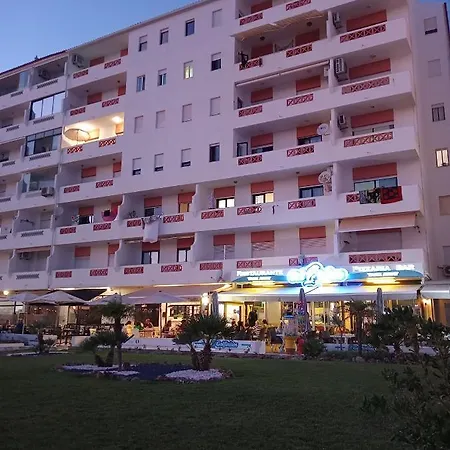 Front Ground Floor Girassol Lejlighed *